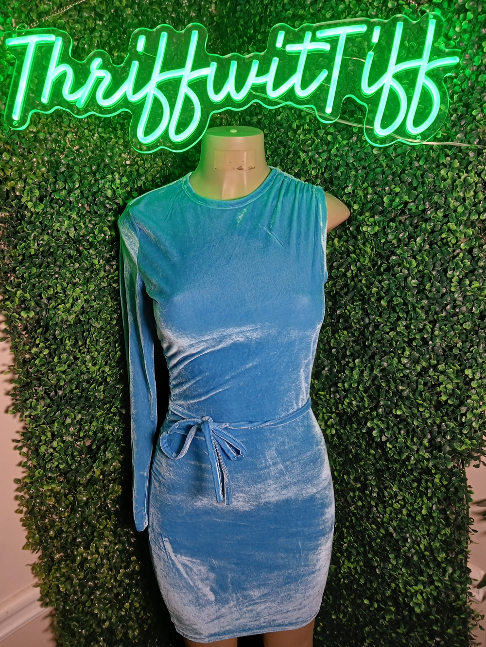 Blue Velvet One-Sleeve Bodycon Dress